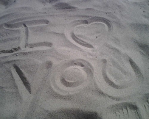 112609 IMG00505 - I Love You in Sand!!